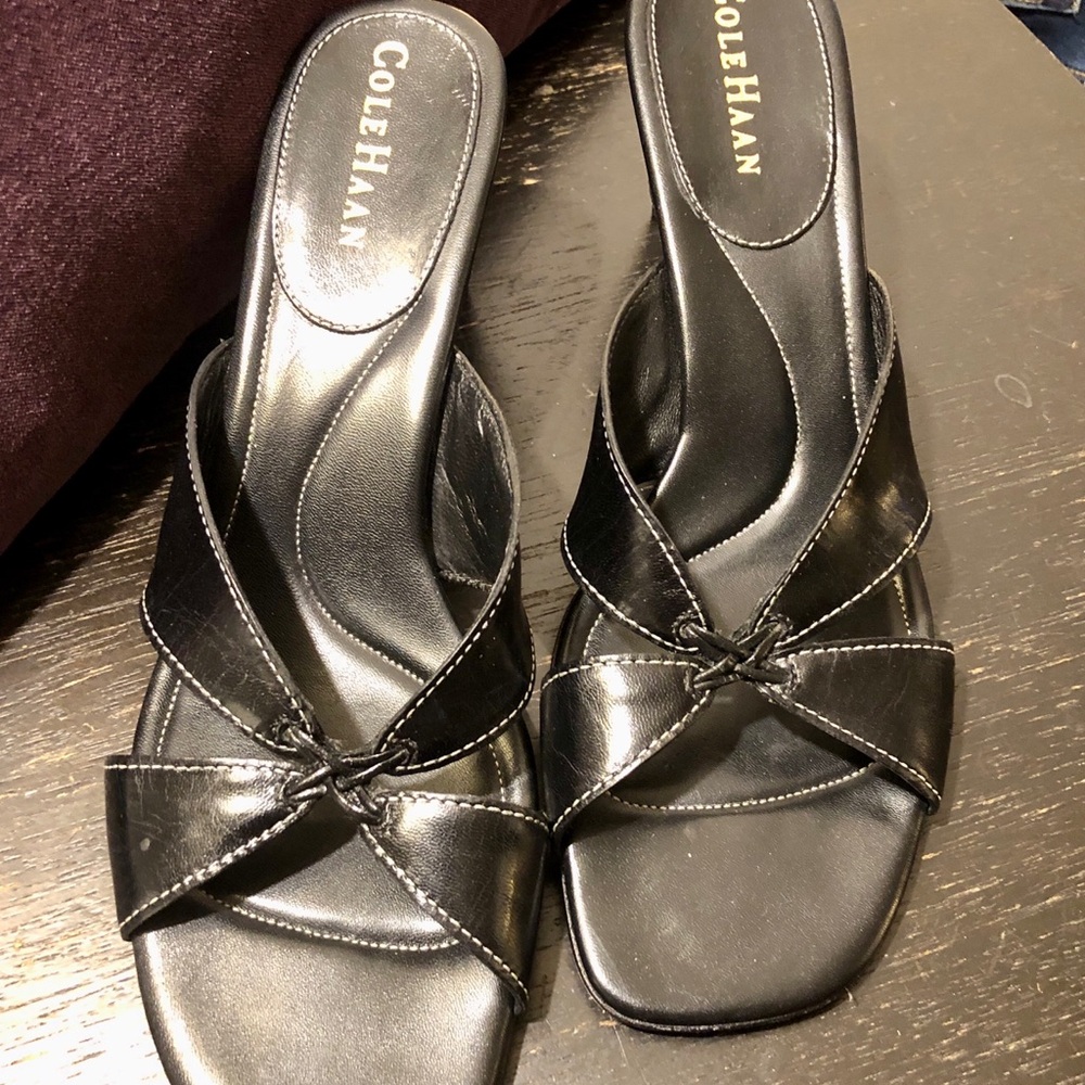 Cole Haan - Black Leather Criss-Criss Sandals with white stitching 9B